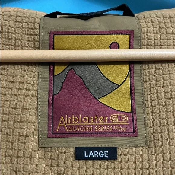 Airblaster Snowboard Jacket - Picture 7 of 7